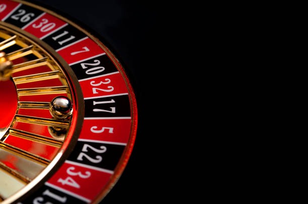 Live dealer table with multiple camera angles