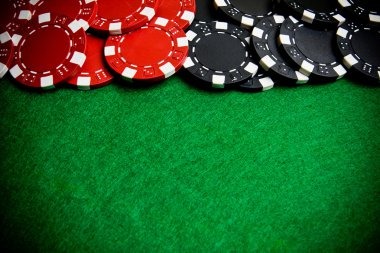 Live Phoenix Rises game wheel with dealer at paduka77 studio